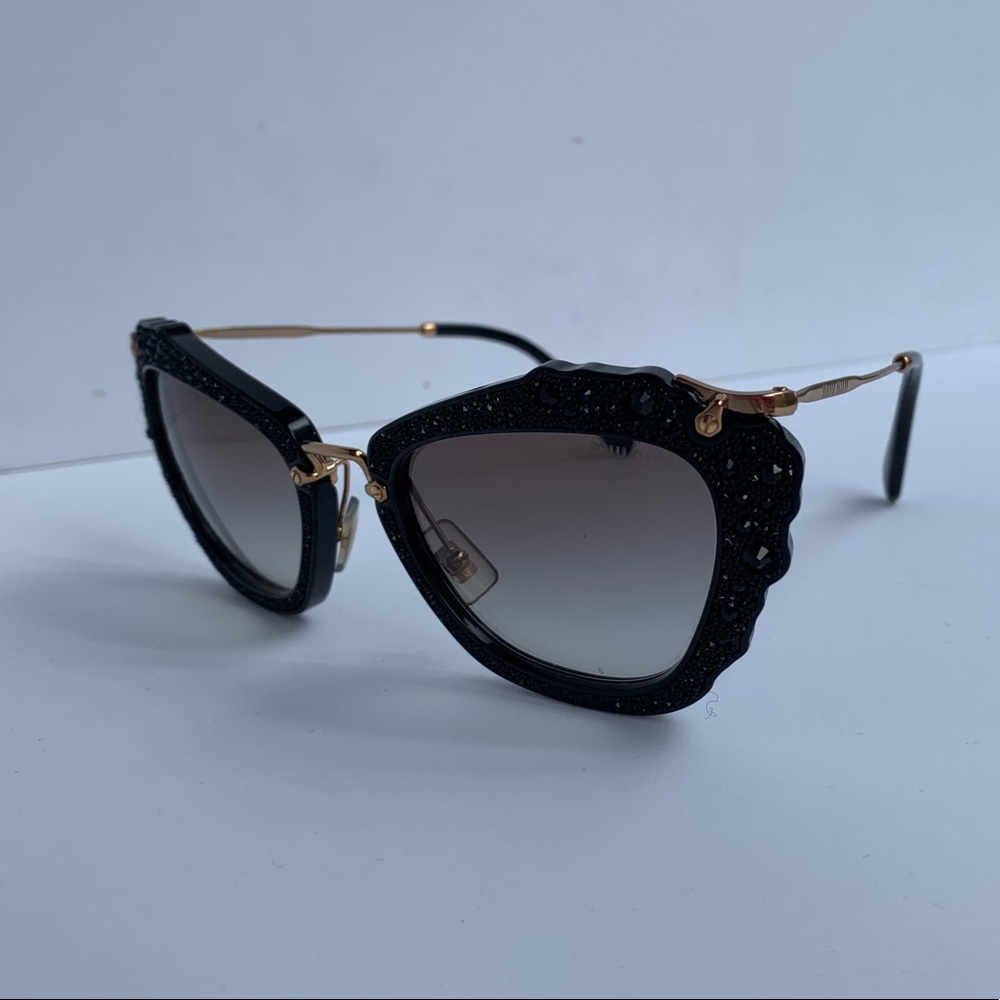 MIu MIu  sunglasses